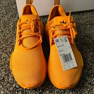 Brand new Adidas NMD_R1 W